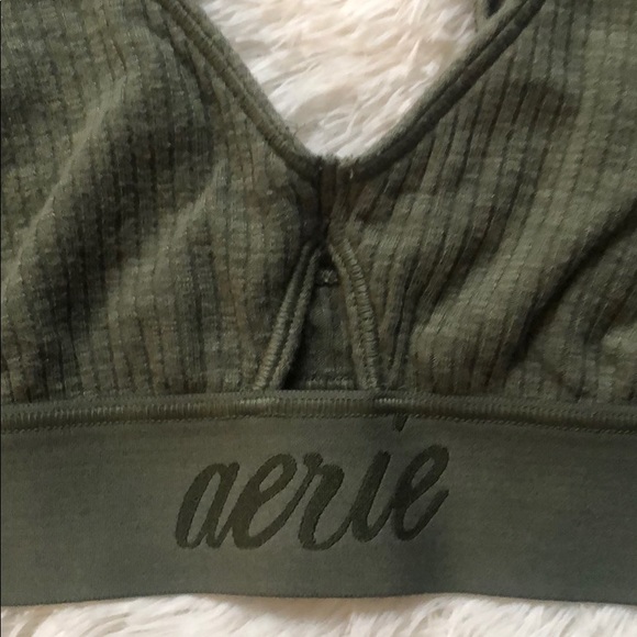 Aerie Bralette - Picture 2 of 3